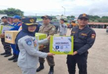 Aksi Simpatik Kepada Para Petugas Arus Mudik, Kacab Jasa Raharja Babel Serahkan Bingkisan Makanan dan Minuman Kepada Petugas Pos Terpadu Tanjung Kalian jasa raharja bangka belitung