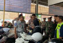 Jasa Raharja Kepri Bersama Ditlantas Polda Kepri Pantau Arus Balik Lebaran Di Kota Batam jasa raharja kepri