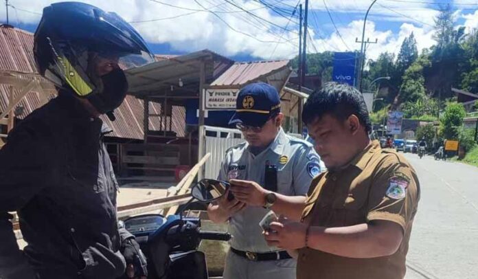 Melalui Operasi Gabungan