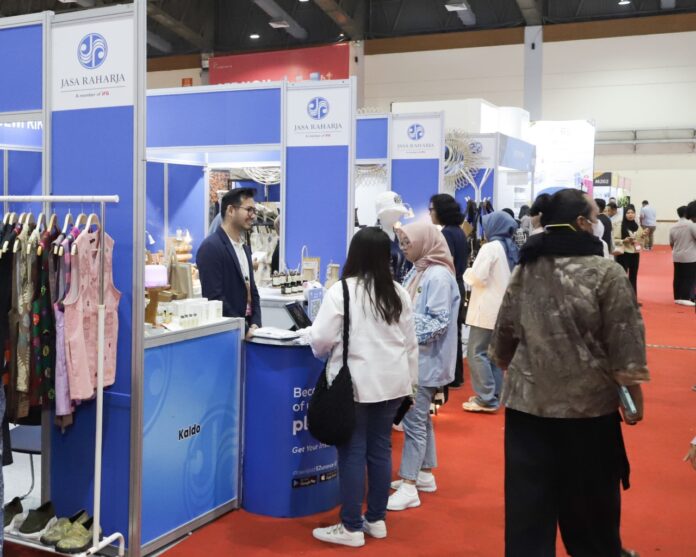 4b3c1df7-e441-4a81-922b-a3a78f2bd37c