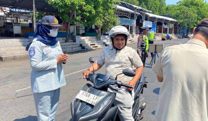 Bersama Polsek Semampir Bersama Polsek Semampir