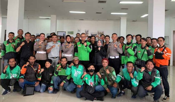 Kepada Komunitas Ojeg Online