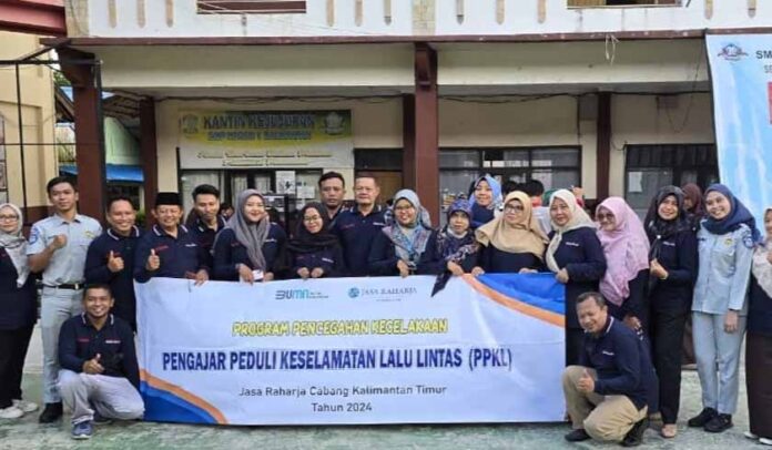 Lalu Lintas di Sekolah Lalu Lintas di Sekolah