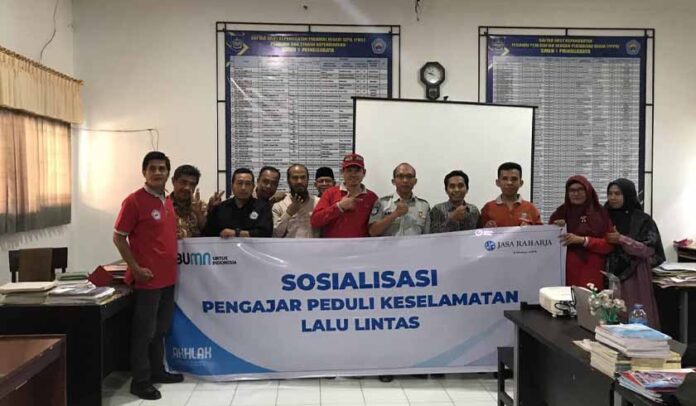 di SMK Negeri 1 Pringgabaya Lombok Timur di SMK Negeri 1 Pringgabaya Lombok Timur