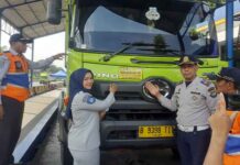 Jasa Raharja Jawa Barat Turut Ambil Bagian Dalam Giat Penertiban Kendaraan ODOL di Posko KM 120 Kabupaten Bandung Barat jasa raharja jabar