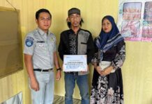 Jasa Raharja Lahat Serahkan Santunan Korban Laka Lantas  Di Kec. Gelumbang, Muara Enim Di Kec. Gelumbang