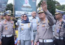 Tinjau Jalur Puncak, Dirops Jasa Raharja dan Dirgakkum Korlantas Polri Imbau Masyarakat Pantau Imformasi Rekayasa Lalu Lintas Imformasi Rekayasa Lalu Lintas