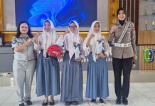 Kenalkan JR Safety Road ke Gen Z,  Jasa Raharja Madiun Harap Pelajar Cerdas dalam Berkendara jasa raharja jatim