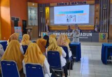 Jasa Raharja Ajak Guru SMKN 2 Kota Madiun Berpartisipasi Aktif Dalam Keselamatan Berlalu Lintas Keselamatan Berlalu Lintas
