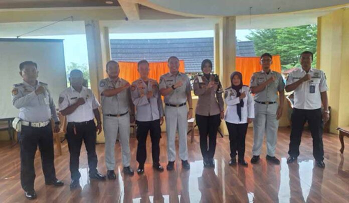 Komunikasi Lalu Lintas