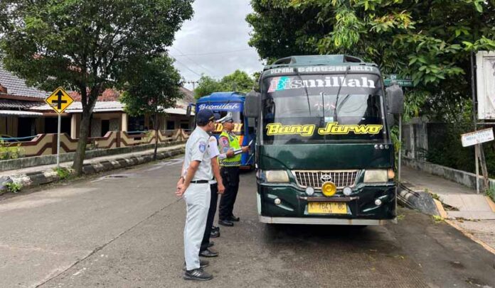 Pajak Kendaraan Bermotor