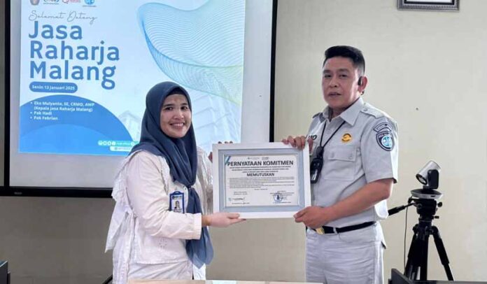 Tingkatkan Kualitas Pelayanan Tingkatkan Kualitas Pelayanan