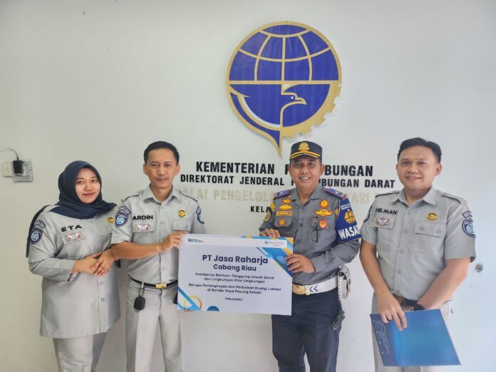 di Terminal BRPS Pekanbaru di Terminal BRPS Pekanbaru