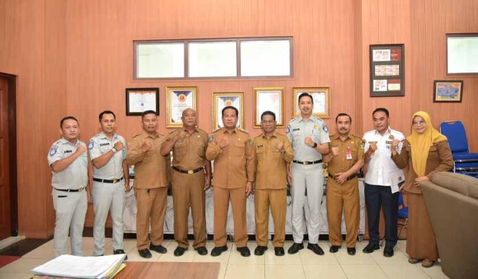 di Kantor Walikota Bima