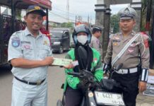 Jasa Raharja berkolaborasi dengan Unit Kamsel Satlantas Polres Purwakarta Lakukan Kampanye Keselamatan Lalu Lintas jasa raharja jabar
