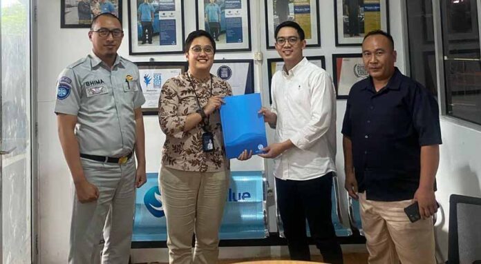 Blue Bird dan Big Bird Kota Bandung Blue Bird dan Big Bird Kota Bandung