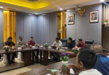 Tingkatkan Kesadaran Berkendara Masyarakat Perbatasan, Jasa Raharja PLBN Entikong Bersama Stakeholder Laksanakan Rapat Forum Komunikasi Lalu Lintas Forum Komunikasi Lalu Lintas