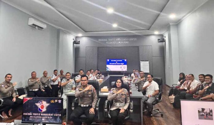 Forum Komunikasi Lalu Lintas Provinsi Kepri Forum Komunikasi Lalu Lintas Provinsi Kepri