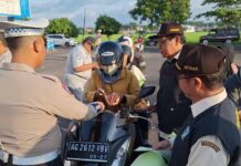 Tingkatkan Kepatuhan Masyarakat, Jasa Raharja dan Tim Pembina Samsat Nganjuk Menggelar Operasi Gabungan Menggelar Operasi Gabungan