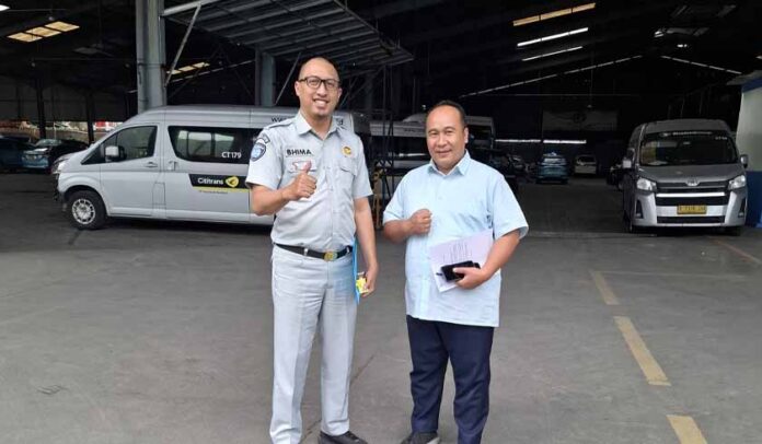 Pengusaha Angkutan Umum Pengusaha Angkutan Umum