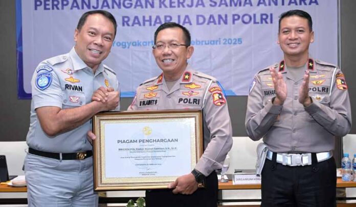 dan Pelayanan Santunan dan Pelayanan Santunan