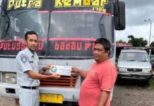 Jasaraharja Cabang Sintang Tingkatkan Kegiatan DTD kepada pemilik Bis di Kab Kapuas Hulu di Kab Kapuas Hulu