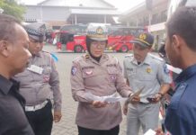 Jasa Raharja Malang Dukung Upaya Keselamatan di Akhir Pekan, Turut Serta Rampcheck di Pusat Oleh-Oleh Batu di Pusat Oleh-Oleh Batu