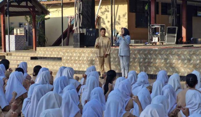 di SMAN 2 Tanjungpinang di SMAN 2 Tanjungpinang