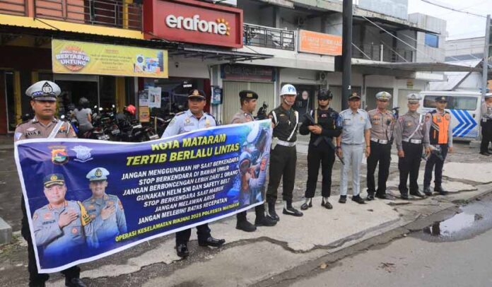 di Simpang Kebon Roek