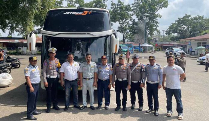 di Wilayah Tanah Datar di Wilayah Tanah Datar