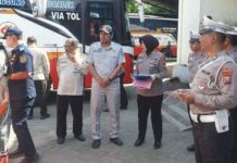 Siapkan Angkutan Mudik, Jasa Raharja Bersama Dinas Perhubungan dan Satlantas Gelar Ramp Check di Perusahaan Otob jasa raharja jatim