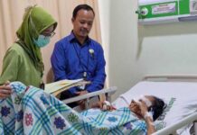 Petugas  Jasa Raharja Rutin Lakukan Kunjungan ke Pasien Jelaskan Manfaat Santunan jasa raharja jatim