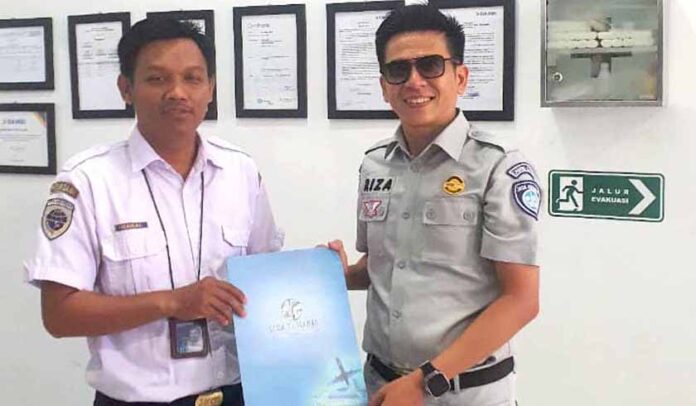 ke Perum Damri ke Perum Damri