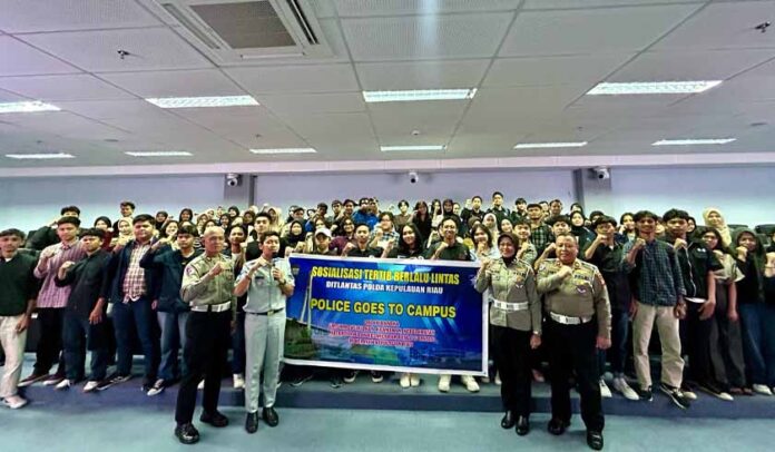 Dalam Keselamatan Beralu Lintas Dalam Keselamatan Beralu Lintas