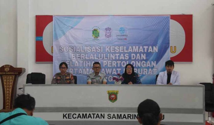 Di Kantor Kecamatan Samarinda Ulu