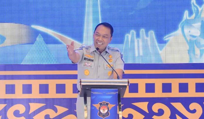 Modern dan Adaptif1 Modern dan Adaptif