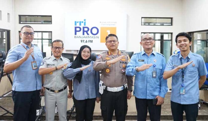 dengan Dirlantas Polda Kalsel dengan Dirlantas Polda Kalsel