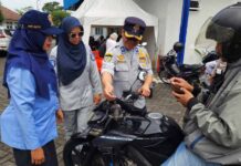Jasa Raharja Bersama Tim Samsat Sleman Dan Dishub Gelar Operasi Gabungan di Kalitirto Berbah Sleman di Kalitirto Berbah Sleman