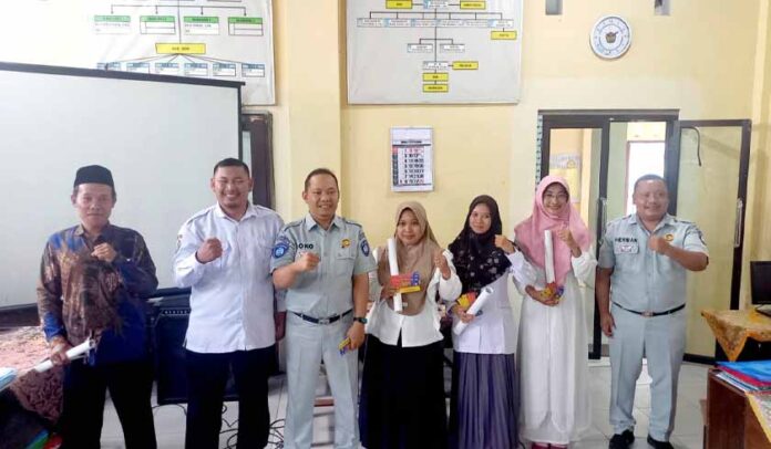 di SMK Mulia Tempeh Lumajang