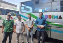 Jasa Raharja Gelar Customer Relationship Management dan Penempelan Stiker Pedoman Pengecekan Kelaikan Bus di PT Budiman C2 Tasikmalaya jasa raharja jabar