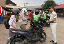 Tingkatkan Kepatuhan Masyarakat, Tim Pembina Samsat Balikpapan Gelar Operasi Gabungan Gelar Operasi Gabungan