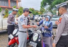 Upaya Tingkatkan Kepatuhan Pajak, Pembina Samsat Pelaihari Lakukan Operasi Gabungan Lakukan Operasi Gabungan