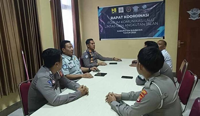 Melalui Rapat FKLL Melalui Rapat FKLL