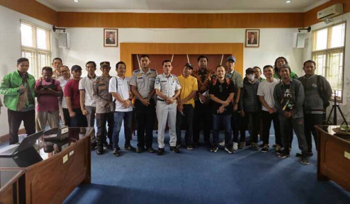 di Kantor Dinas Perhubungan Provinsi NTB di Kantor Dinas Perhubungan Provinsi NTB