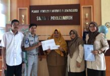 Jasa Raharja Bersama Tim Pembina Samsat Payakumbuh Lakukan Penagihan Tunggakan Pajak Kendaraan Bermotor di SMA Negeri 1 Payakumbuh di SMA Negeri 1 Payakumbuh