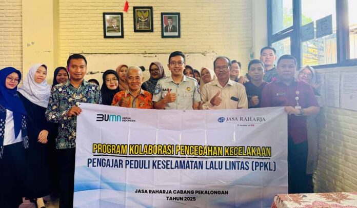 di SMK Bhakti Pertiwi Pemalang di SMK Bhakti Pertiwi Pemalang
