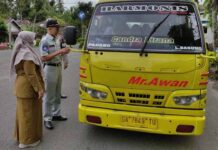 Jasa Raharja Bersama Mitra Laksanakan Operasi Gabungan di Simpang Tembok Kecamatan Lubuk Basung, Kabupaten Agam di Simpang Tembok Kecamatan Lubuk Basung