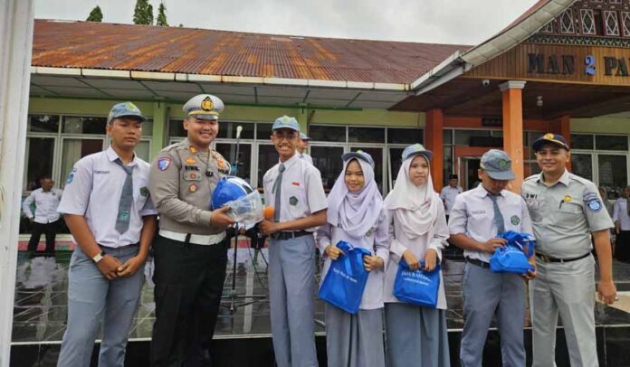 tentang Keselamatan Berlalu Lintas