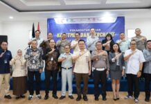 Tim Pembina Samsat Provinsi Kalimantan Selatan Gelar Penandatanganan Komitmen dan Merchant Lokal untuk Tingkatkan Kepatuhan PKB untuk Tingkatkan Kepatuhan PKB