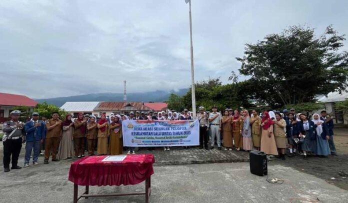 Di SMA Negeri 1 Halmahera Timur
